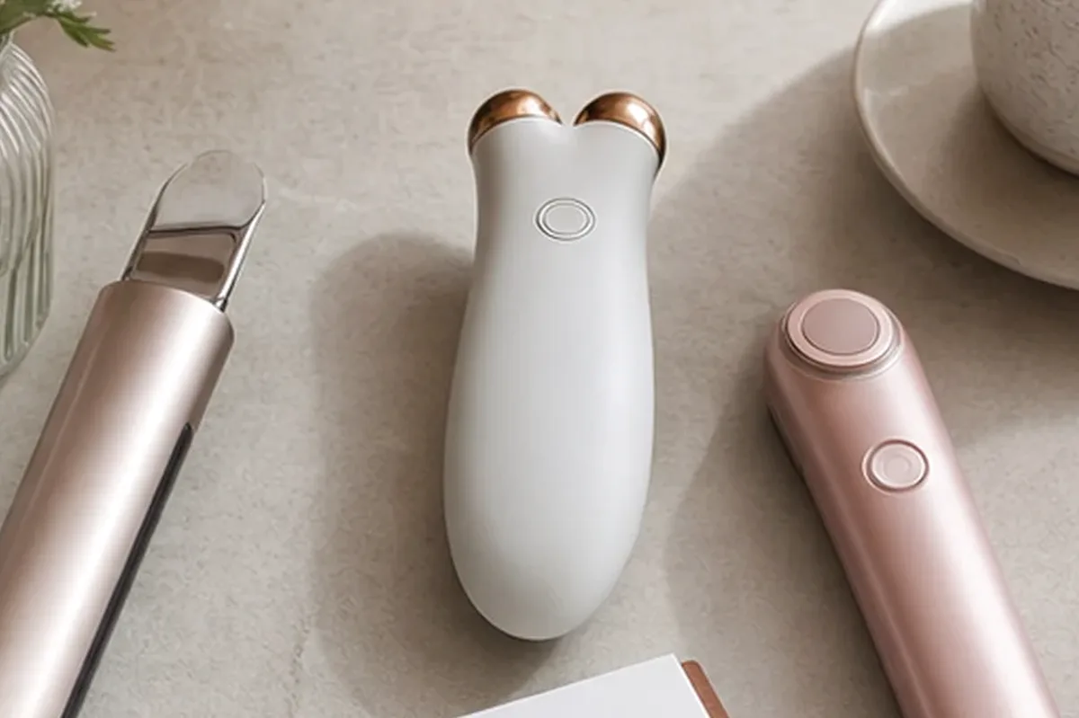 Hochwertige Beauty-Inszenierung zu Auswahlkriterien für Munddusche für Anfänger