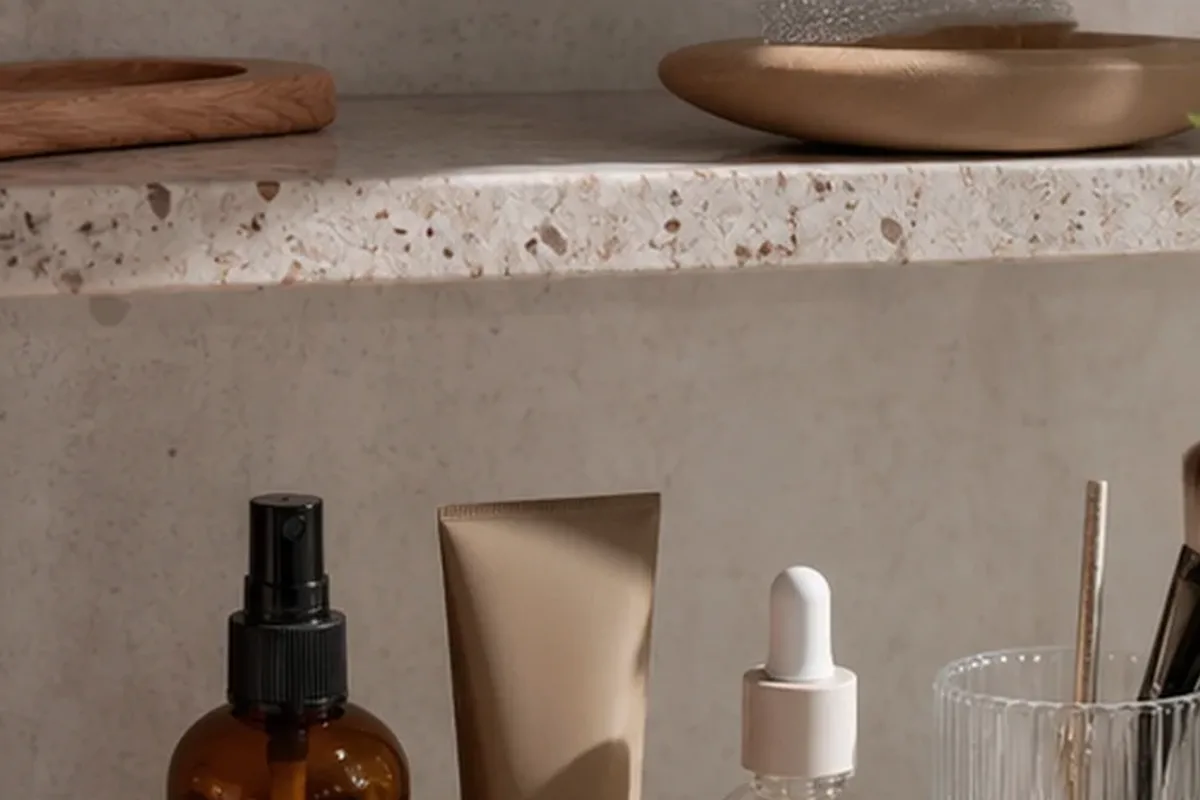 Redaktionelle Detailaufnahme zur Orientierung bei Skin Tint für trockene Haut
