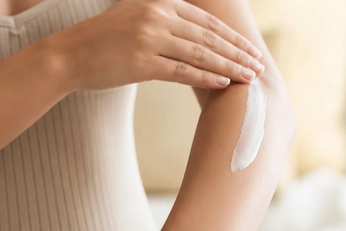 Hochwertige Beauty-Inszenierung zu Auswahlkriterien für After-Shave-Pflege bei Rasurbrand