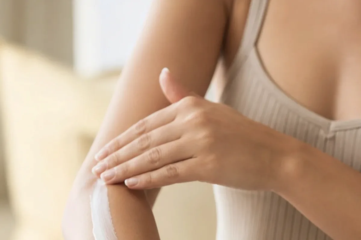 Authentische Beauty-Routine passend zum Thema Körperpeeling für empfindliche Haut
