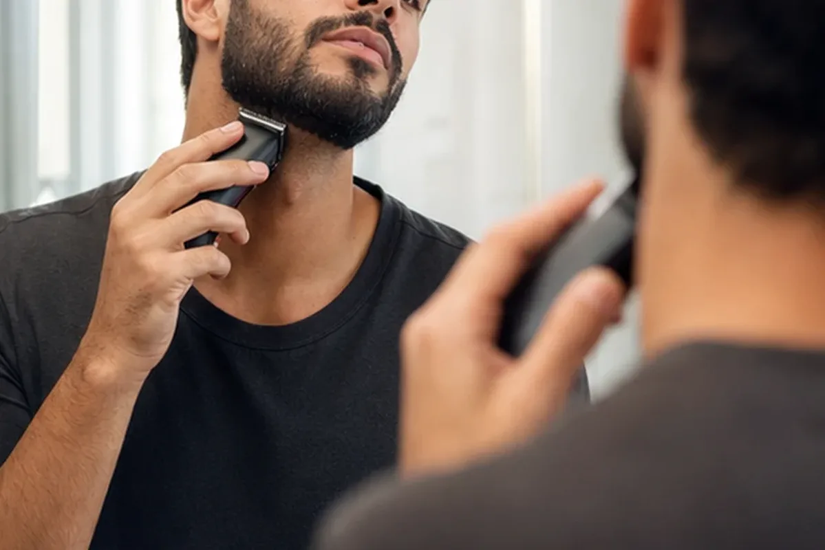 Authentische Beauty-Routine passend zum Thema Nassrasierer für empfindliche Haut