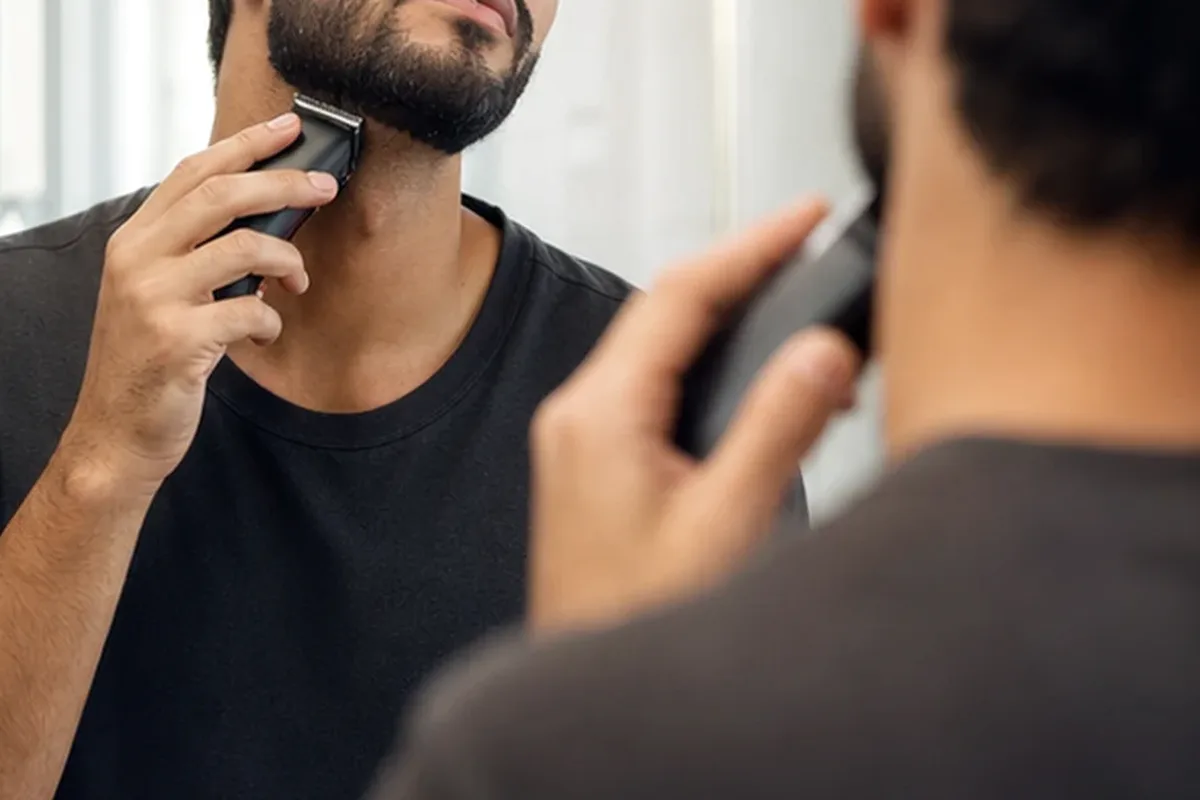 Authentische Beauty-Routine passend zum Thema Peeling vor der Rasur bei Rasurbrand