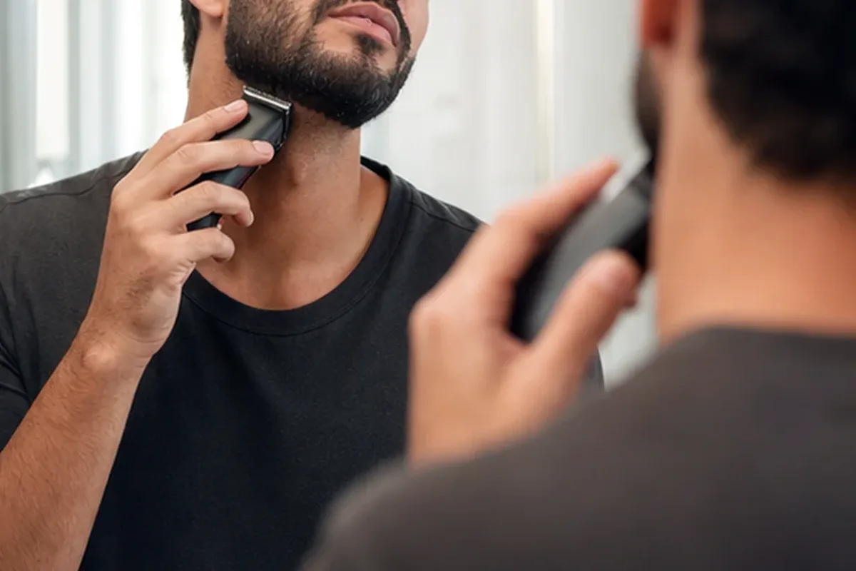 Hochwertige Beauty-Inszenierung zu Auswahlkriterien für Augenbrauen-Trimmer für eine schnelle Anwendung