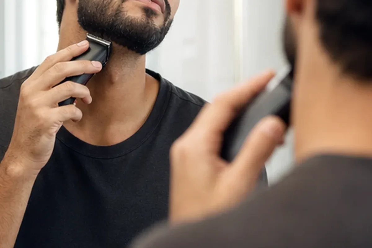 Redaktioneller Beauty-Moment zur Ausgangslage bei Waxing-Set bei eingewachsenen Haaren