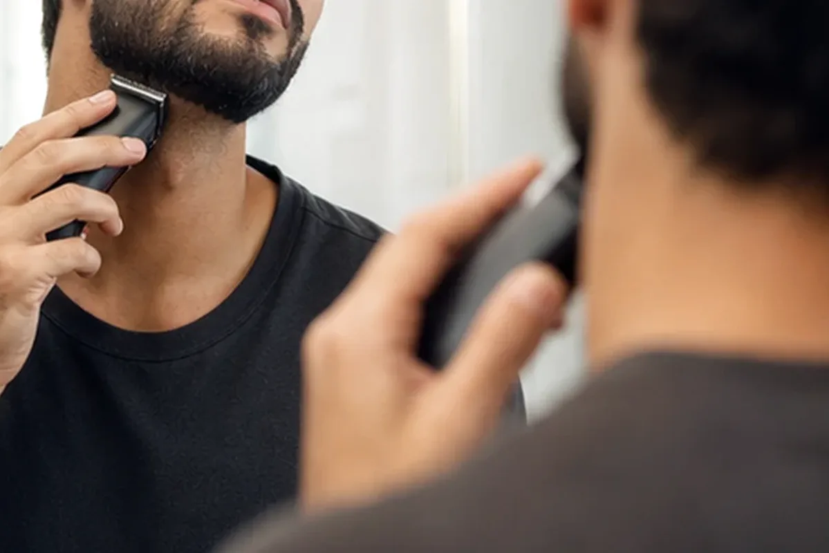 Authentische Beauty-Routine passend zum Thema Waxing-Set für feine Haare