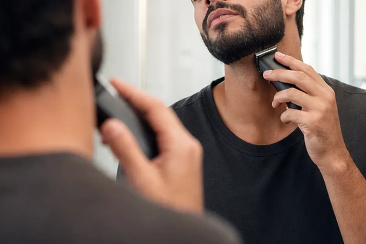 Authentischer Wohlfühlmoment passend zum Beauty-Thema IPL-Gerät bei eingewachsenen Haaren