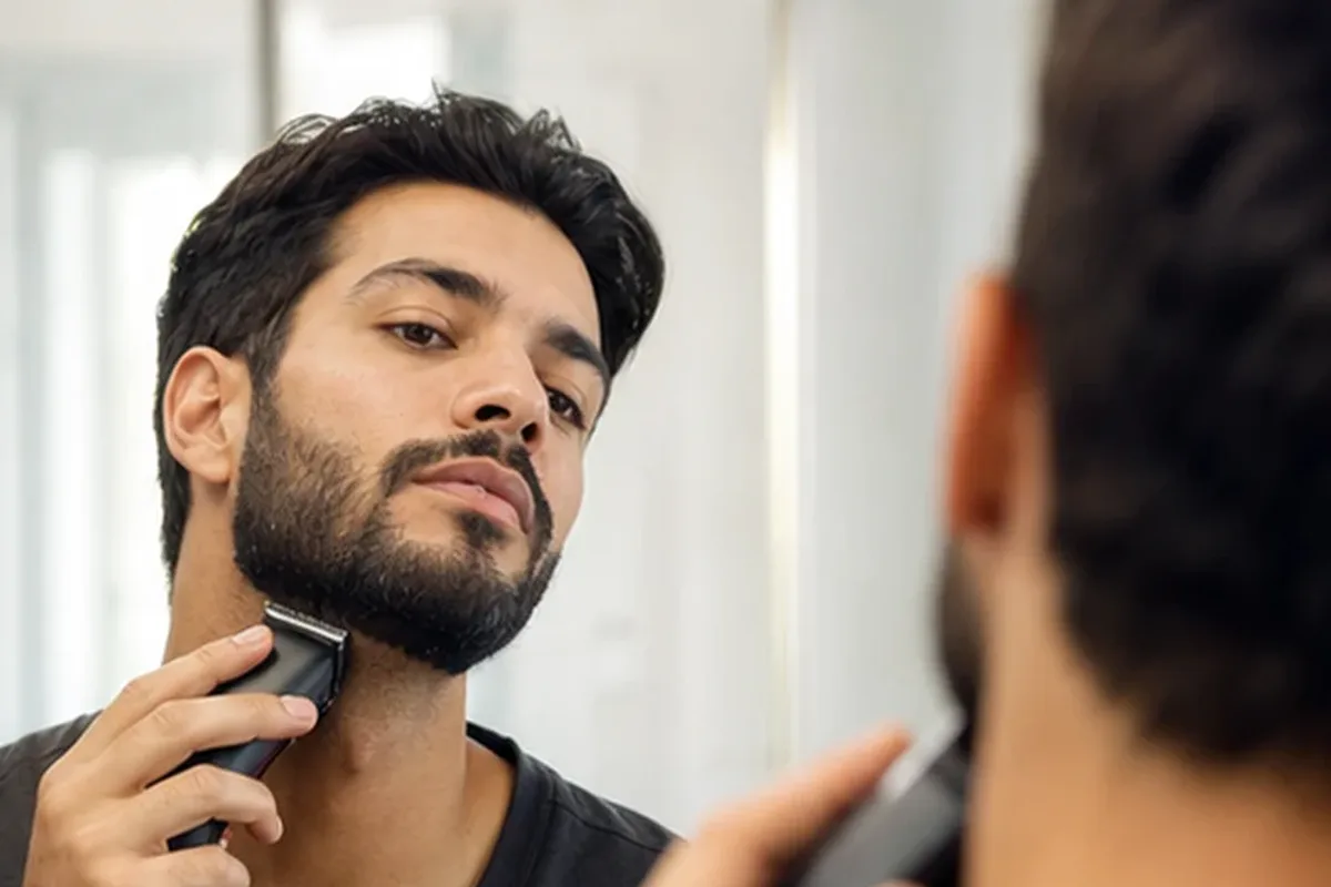 Redaktioneller Beauty-Moment zur Ausgangslage bei After-Shave-Pflege für feine Haare