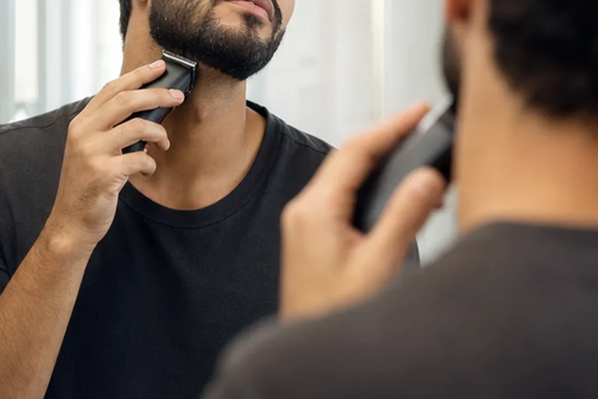 Redaktioneller Beauty-Moment zur Ausgangslage bei Enthaarungscreme für eine schnelle Anwendung