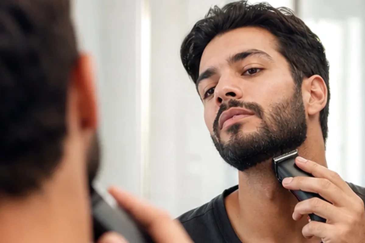 Redaktionelle Detailaufnahme zur Orientierung bei IPL-Gerät bei Rasurbrand