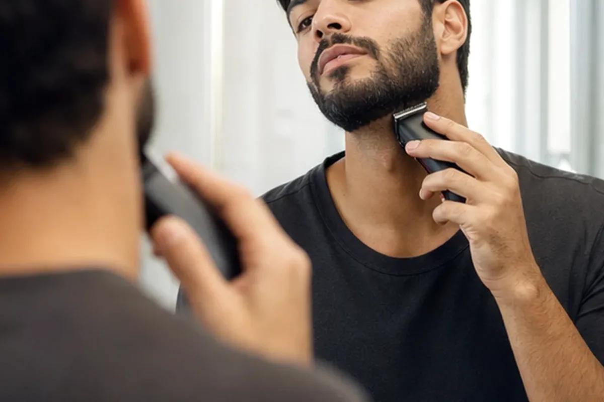 Authentischer Wohlfühlmoment passend zum Beauty-Thema Rasiergel bei eingewachsenen Haaren