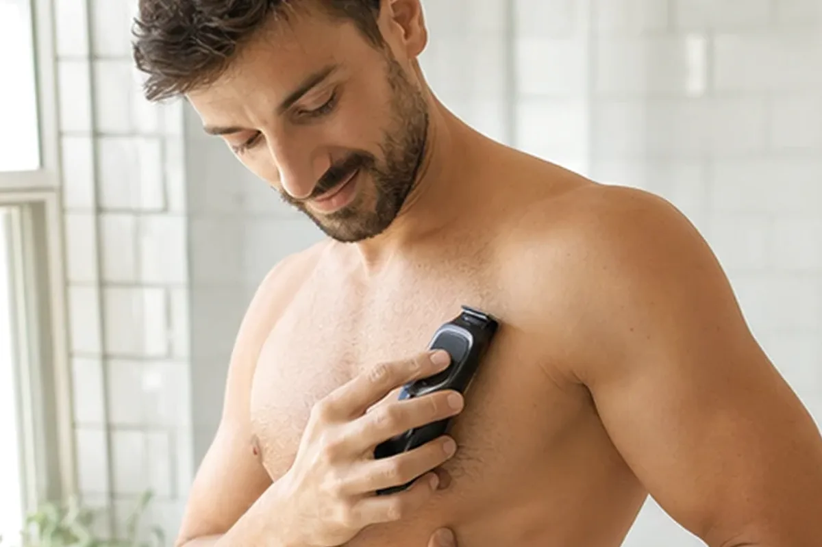 Authentische Beauty-Routine passend zum Thema Rasiergel für langanhaltende Glätte