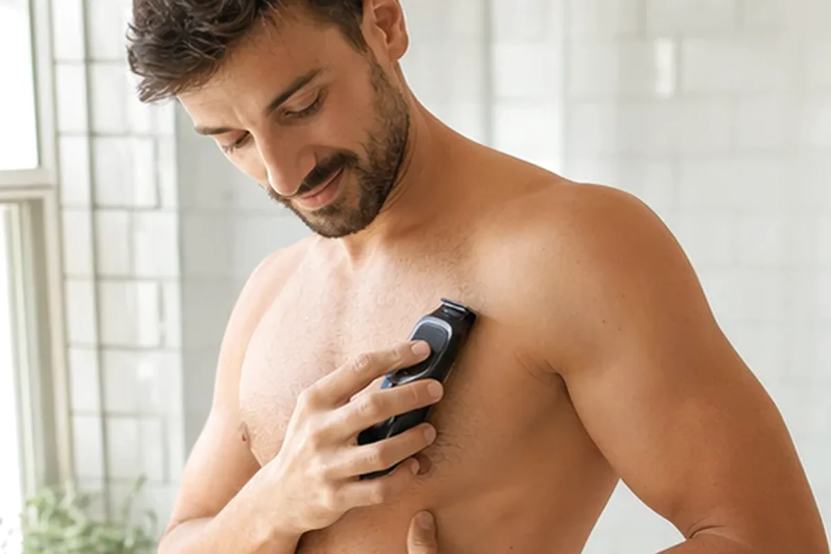 Authentische Beauty-Routine passend zum Thema Elektrorasierer bei eingewachsenen Haaren