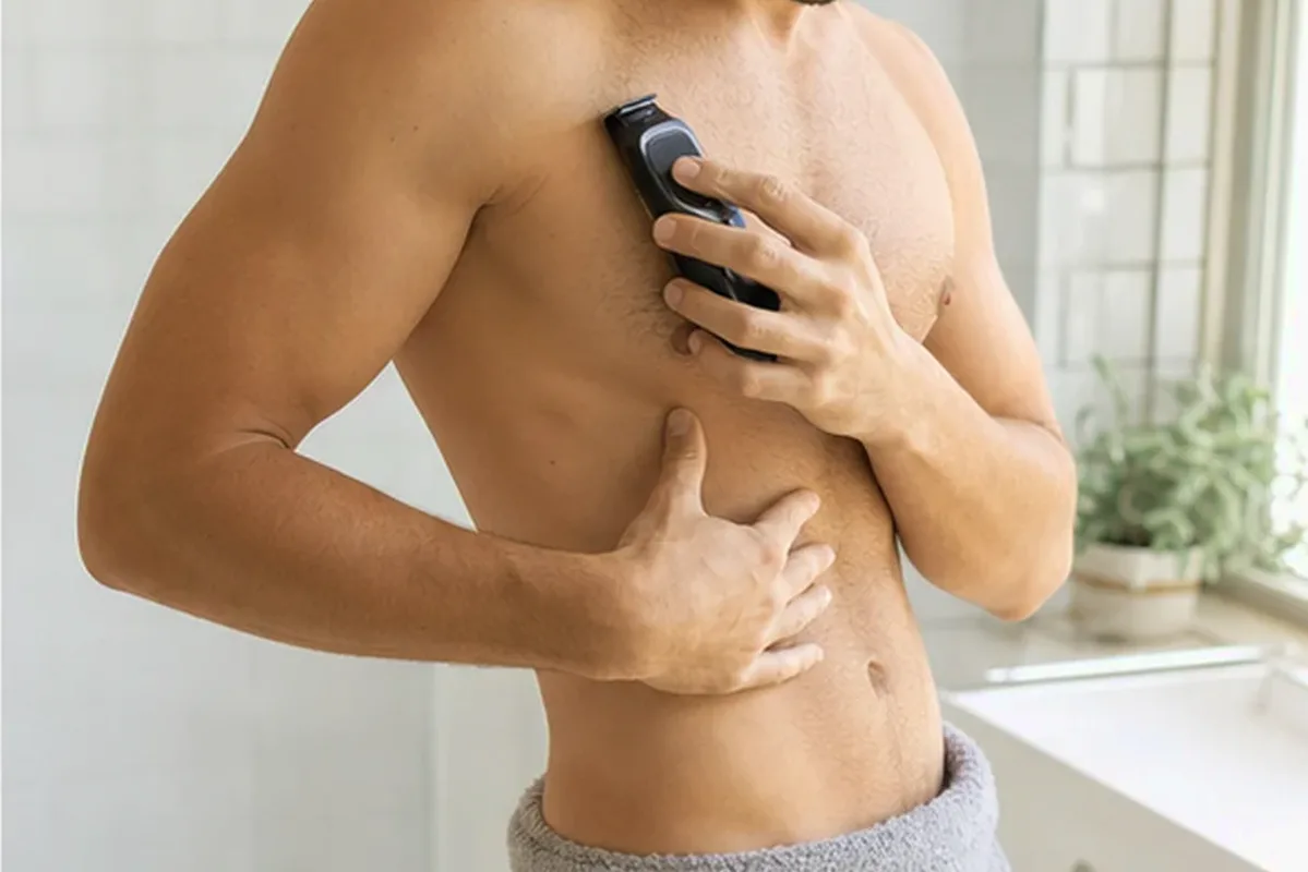Redaktionelle Detailaufnahme zur Orientierung bei After-Shave-Pflege für die Bikinizone