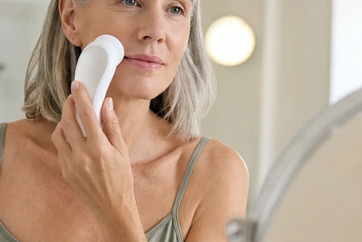 Redaktioneller Beauty-Moment zur Ausgangslage bei Lockenstab für Reisen