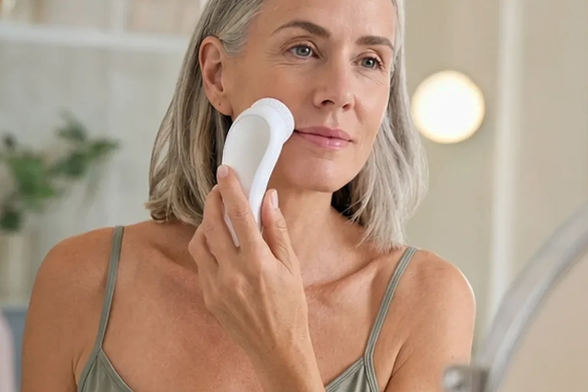 Authentische Beauty-Routine passend zum Thema Gesichtssauna bei wenig Zeit