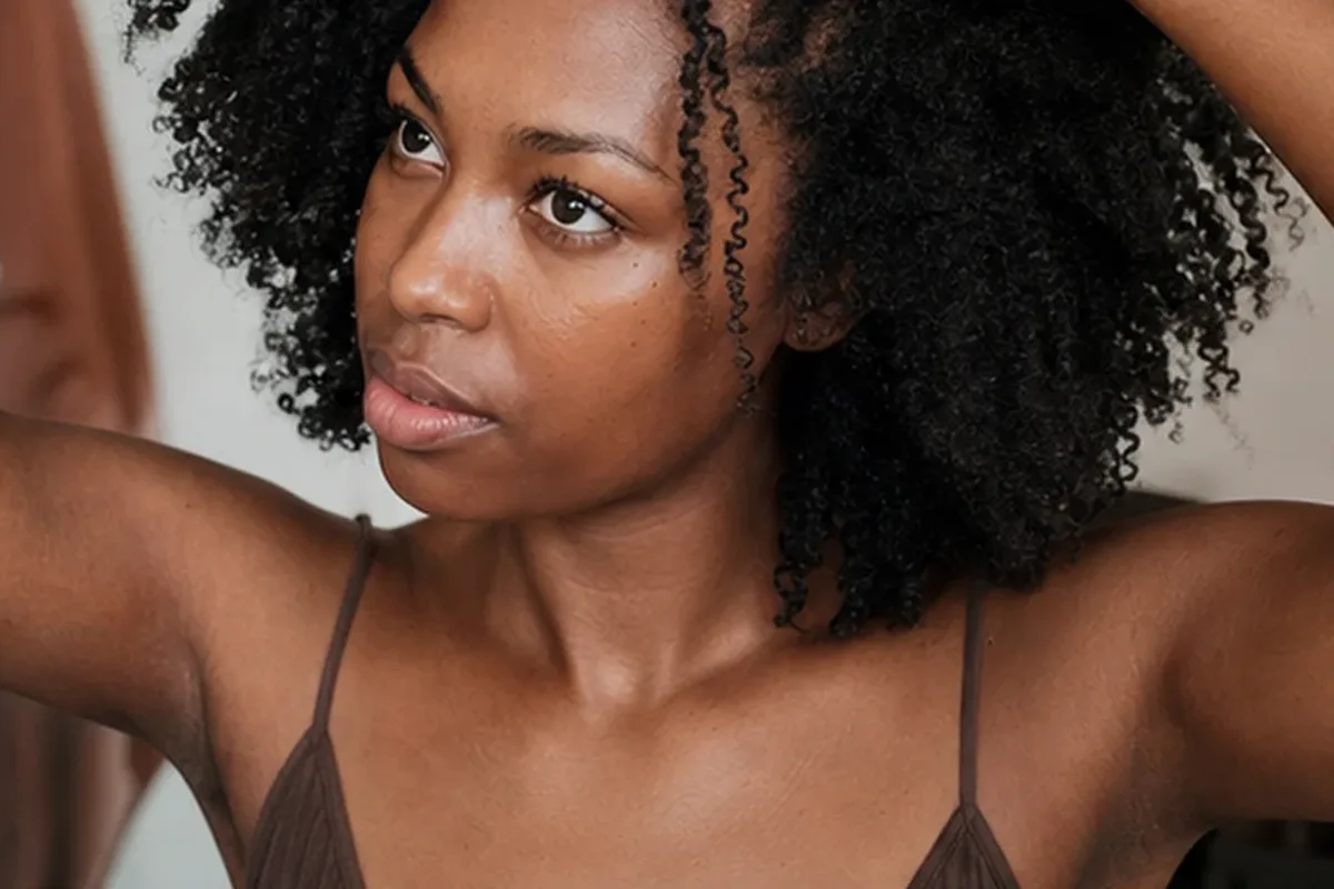 Redaktioneller Beauty-Moment zur Ausgangslage bei Conditioner für feines Haar
