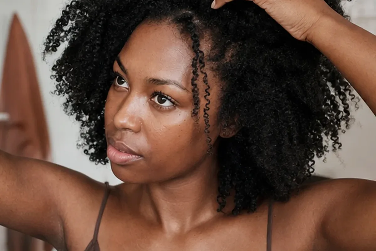 Authentische Beauty-Routine passend zum Thema Lockengel für feines Haar