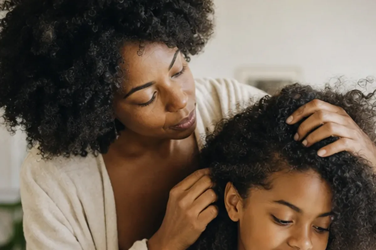 Authentische Beauty-Routine passend zum Thema Conditioner bei Haarbruch