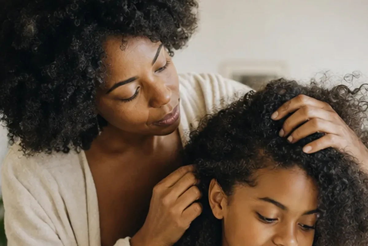 Authentische Beauty-Routine passend zum Thema Beauty-Geräte: Routinen für morgens und abends