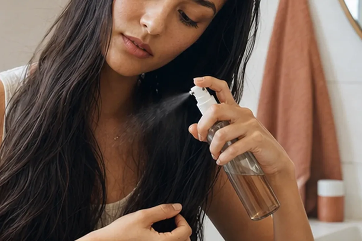 Hochwertige Beauty-Inszenierung zu Auswahlkriterien für Hitzeschutz für empfindliche Kopfhaut