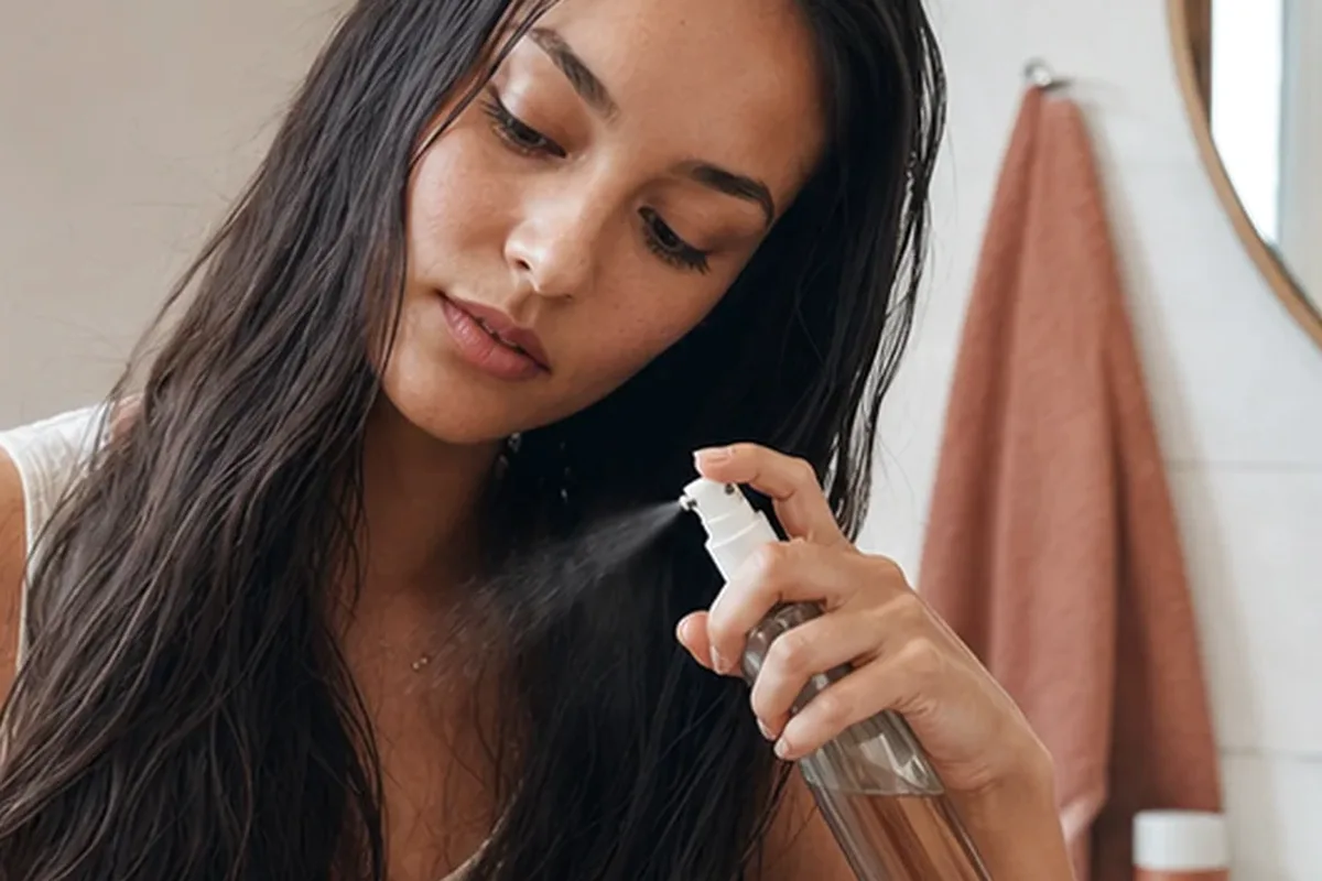 Authentische Beauty-Routine passend zum Thema Haartrockner für empfindliche Kopfhaut