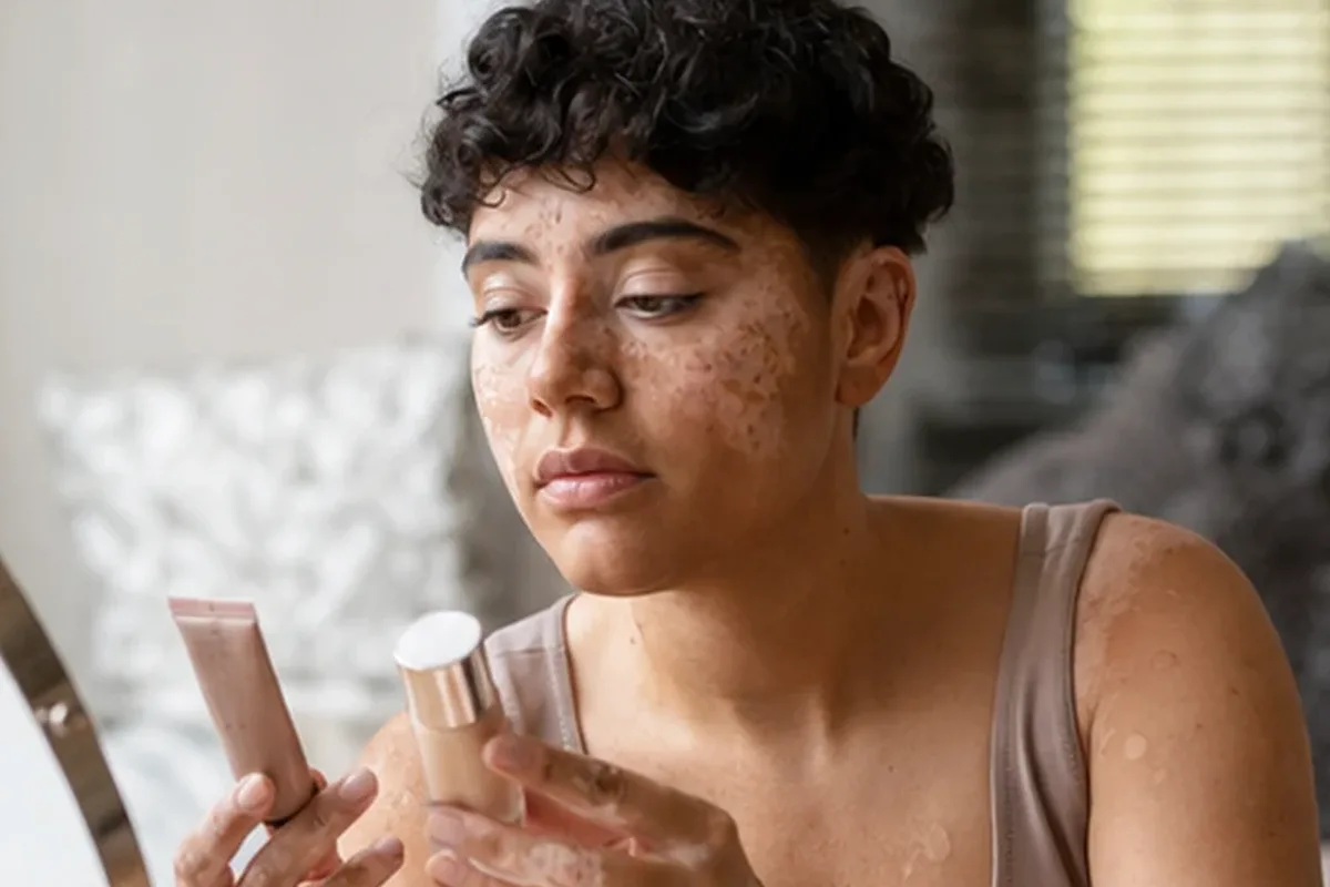 Emotionaler und authentischer Anwendungsmoment rund um Make-up