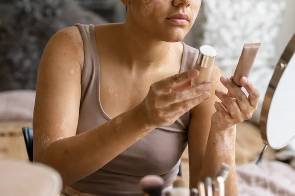 Authentische Beauty-Routine passend zum Thema Setting Spray bei Rötungen