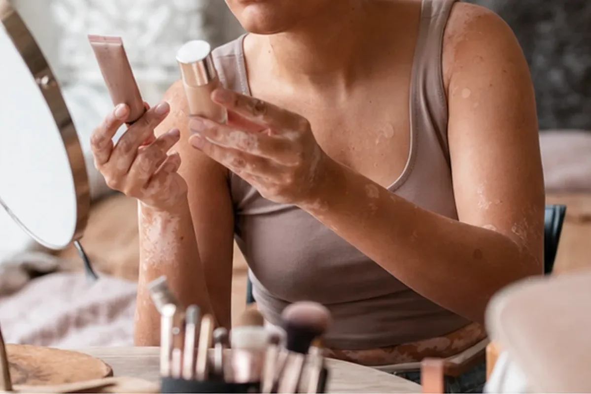 Authentische Beauty-Routine passend zum Thema Bronzer für reife Haut