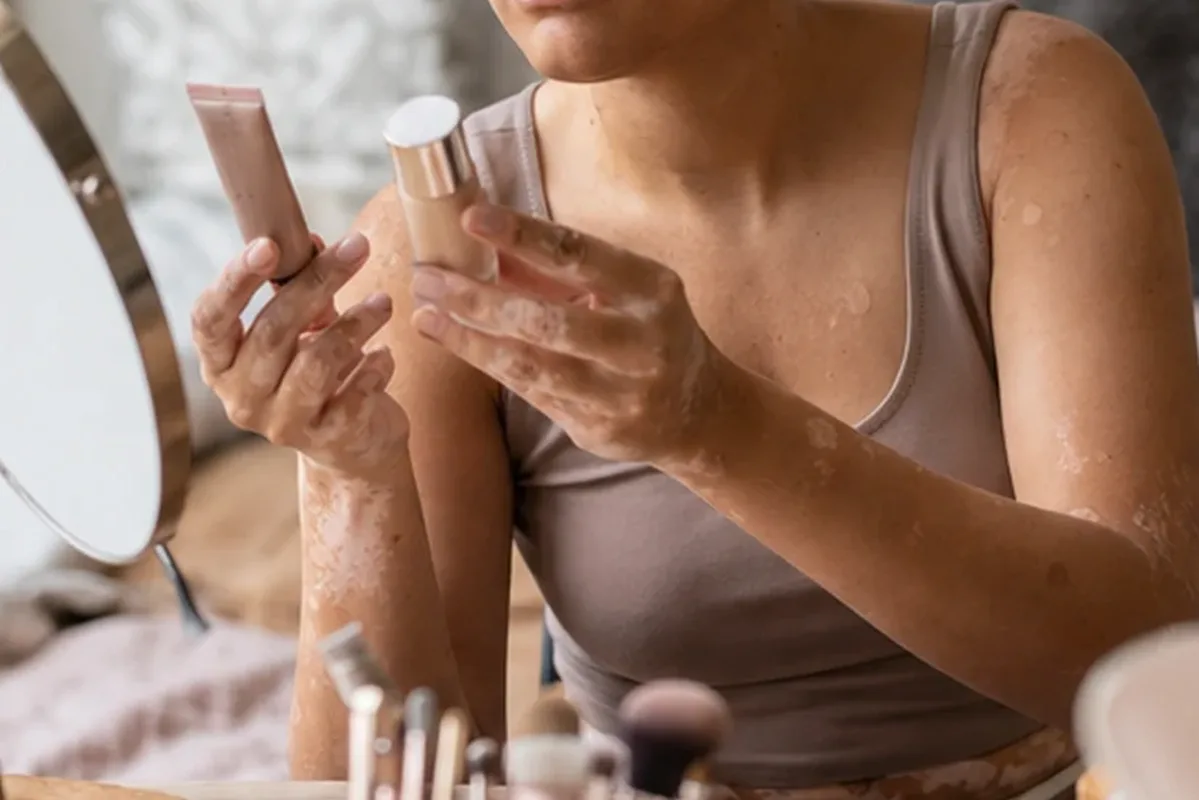 Redaktioneller Beauty-Moment zur Ausgangslage bei Primer für einen natürlichen Look