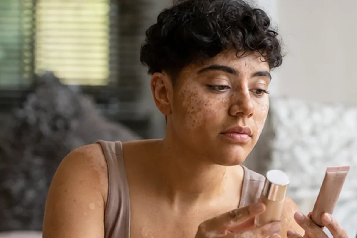 Hochwertige Beauty-Inszenierung zu Auswahlkriterien für Highlighter für langen Halt
