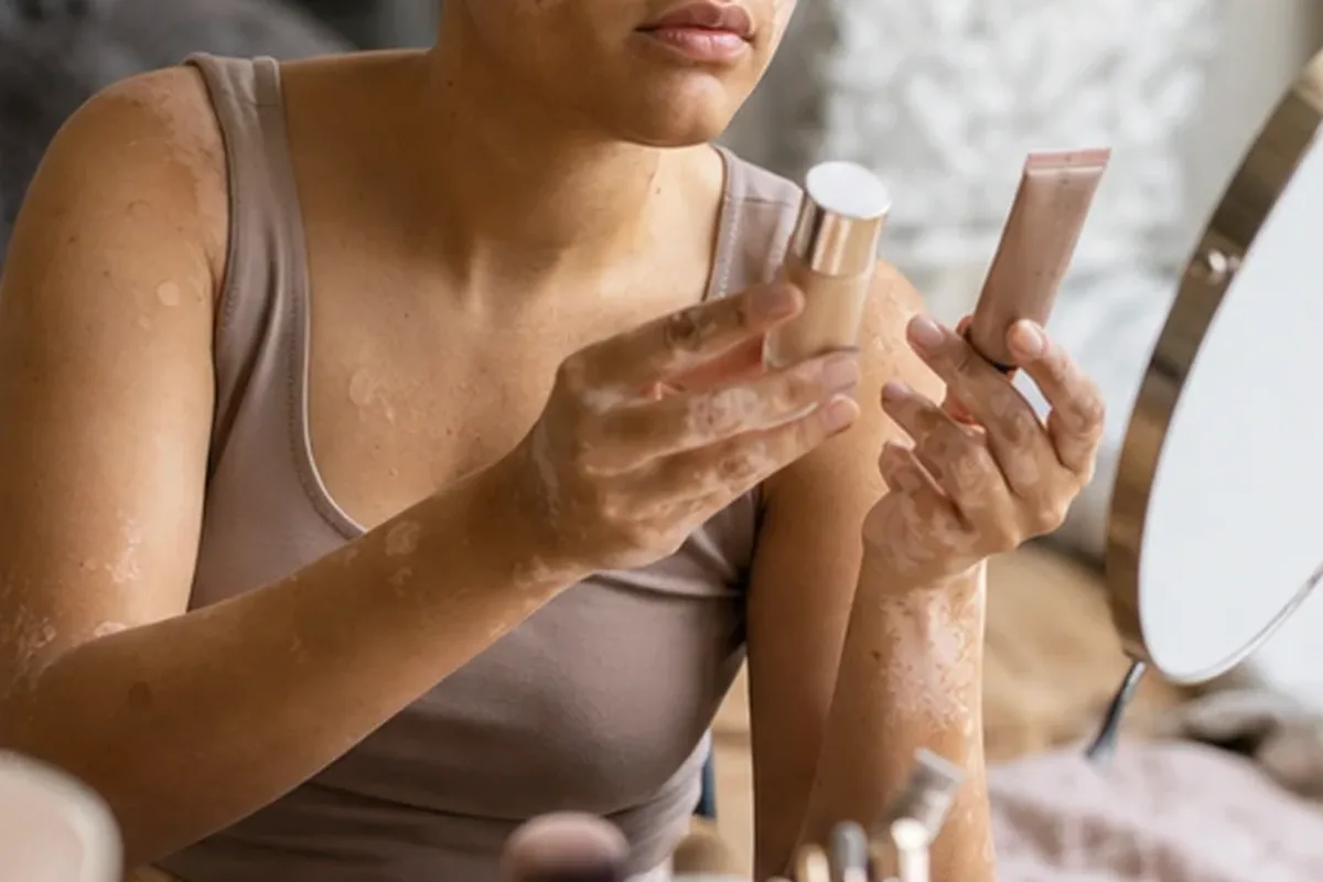 Authentischer Wohlfühlmoment passend zum Beauty-Thema Eyeliner für langen Halt