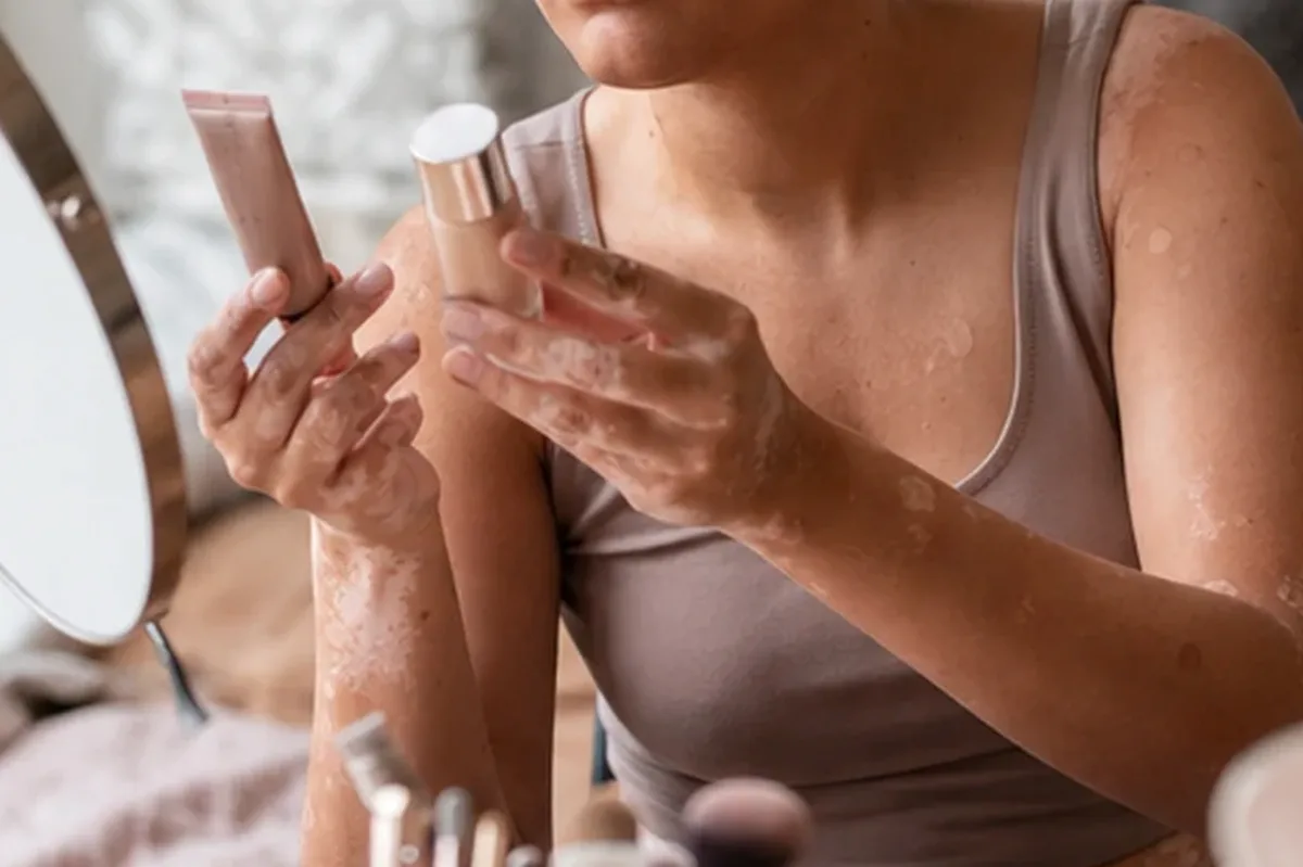 Authentische Beauty-Routine passend zum Thema Rouge für ölige Haut