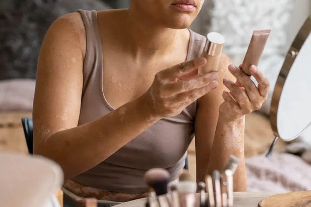 Authentische Beauty-Routine passend zum Thema Puder für langen Halt