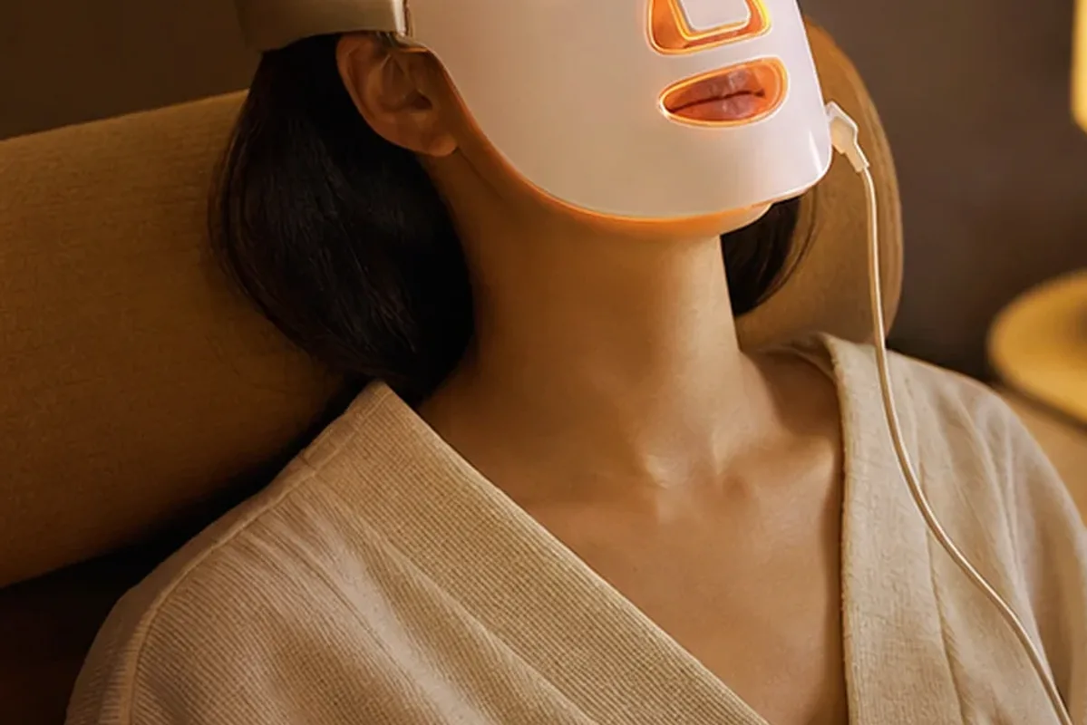 Hochwertige Beauty-Inszenierung zu Auswahlkriterien für Munddusche bei wenig Zeit