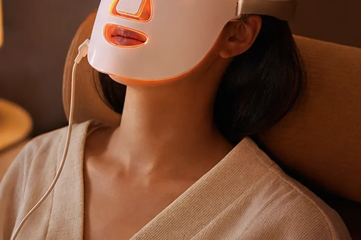 Authentische Beauty-Routine passend zum Thema Mikrostrom-Gerät bei kleinem Budget