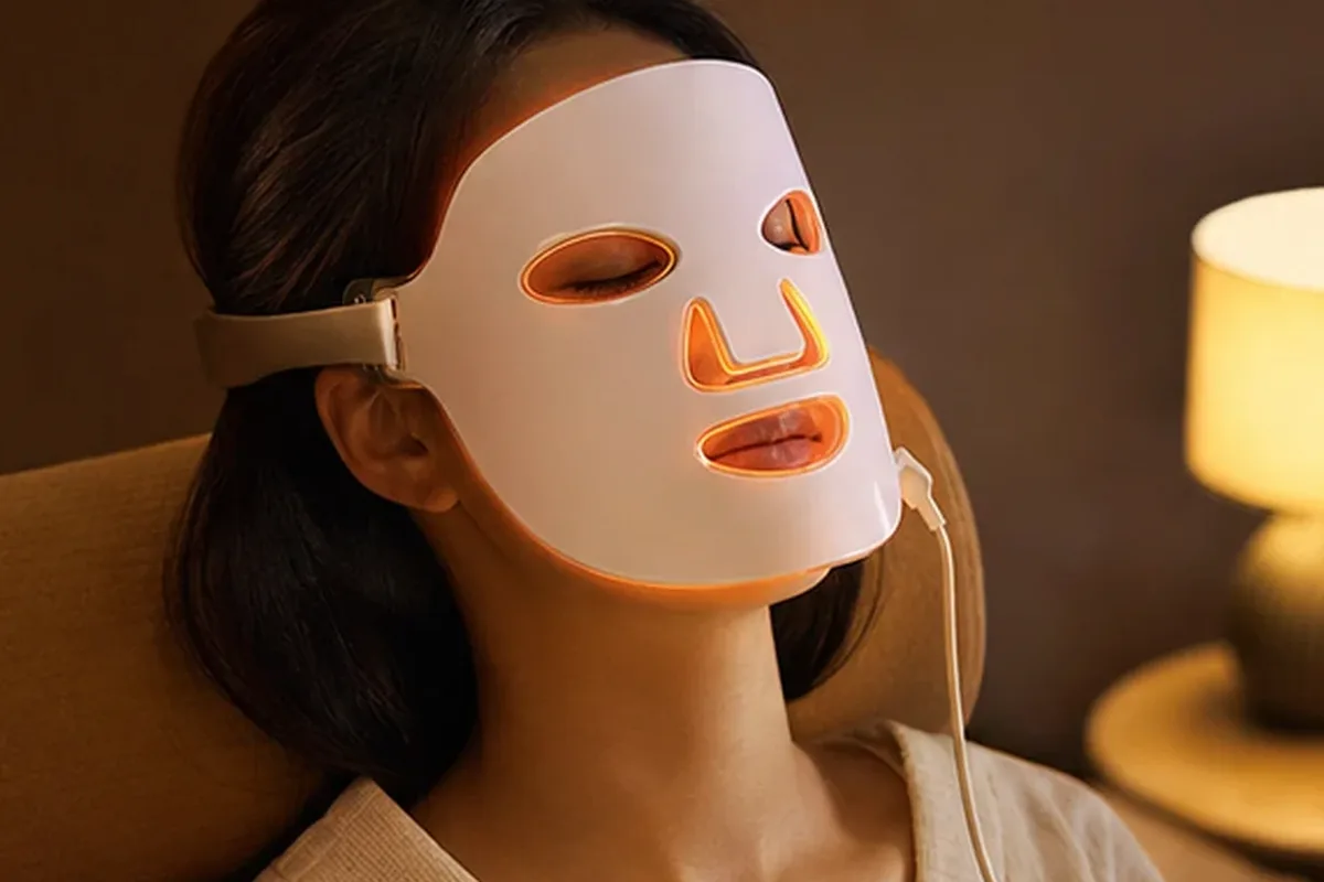 Authentische Beauty-Routine passend zum Thema Gesichtsreinigungsbürste bei wenig Zeit