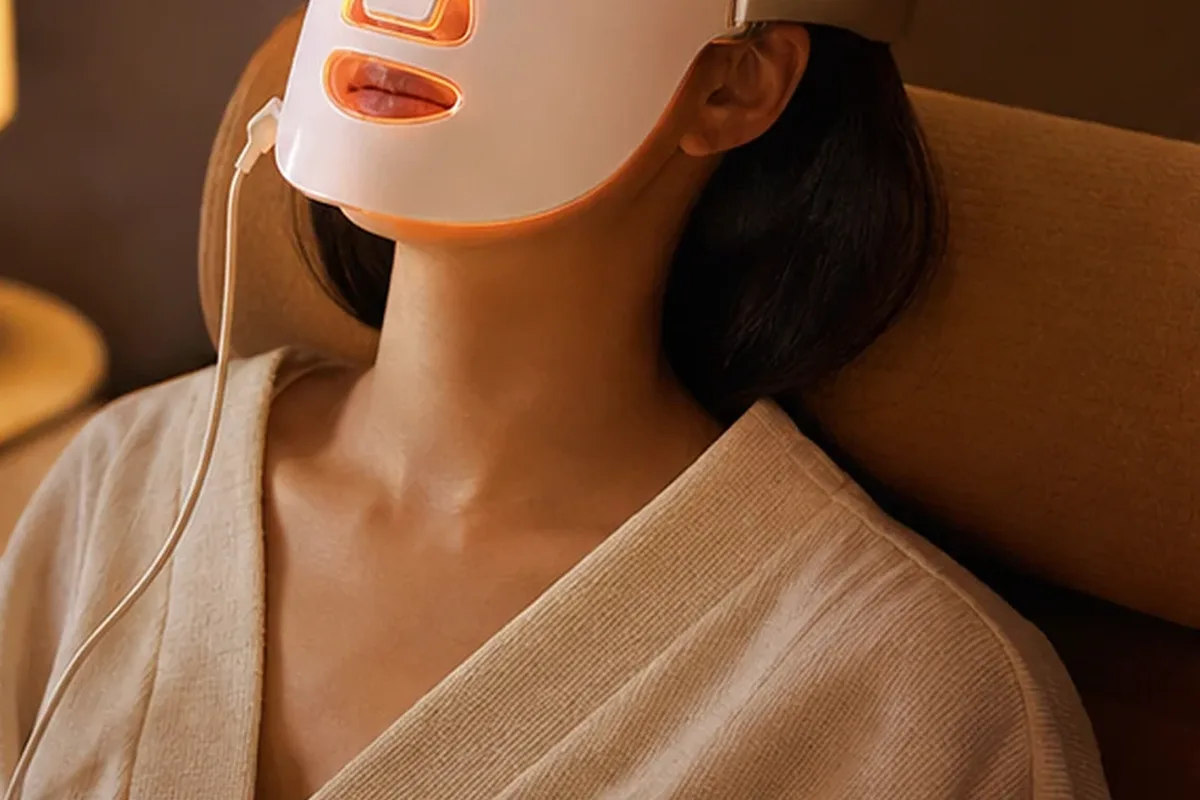 Hochwertige Beauty-Inszenierung zu Auswahlkriterien für Munddusche für Reisen