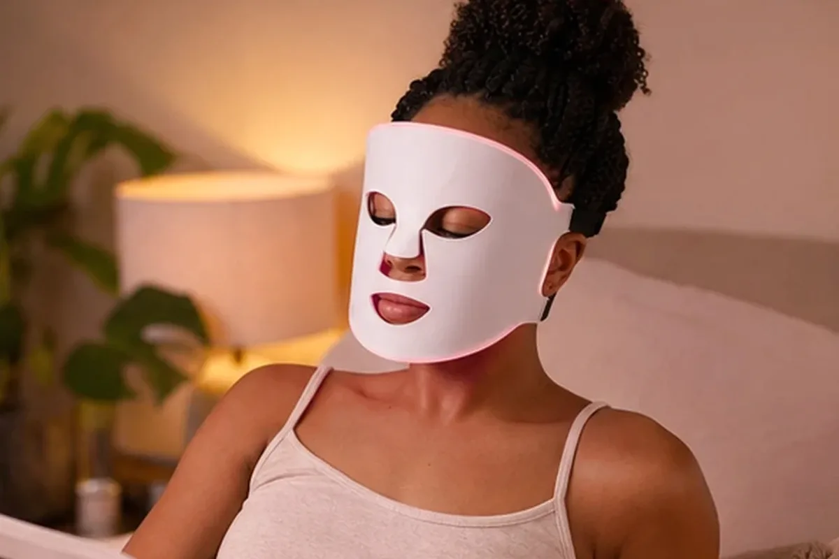 Authentischer Wohlfühlmoment passend zum Beauty-Thema Massagegerät für Anfänger
