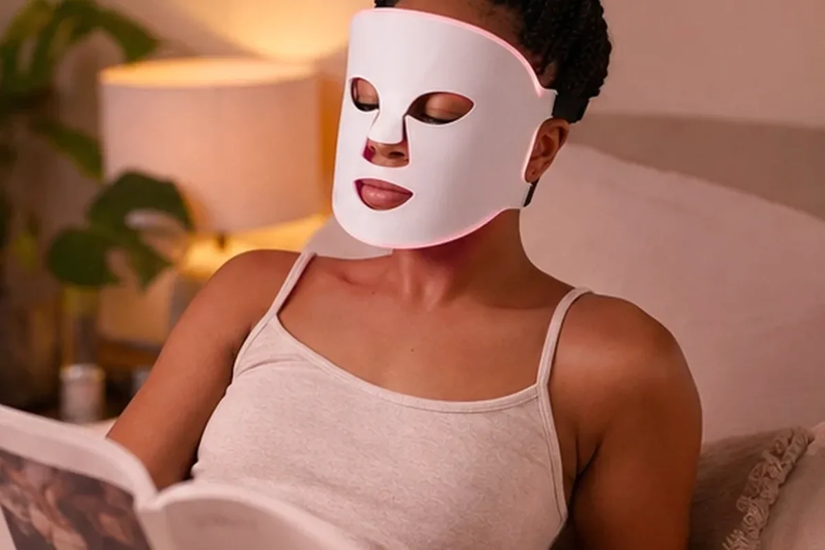Authentischer Wohlfühlmoment passend zum Beauty-Thema Porenreiniger bei kleinem Budget