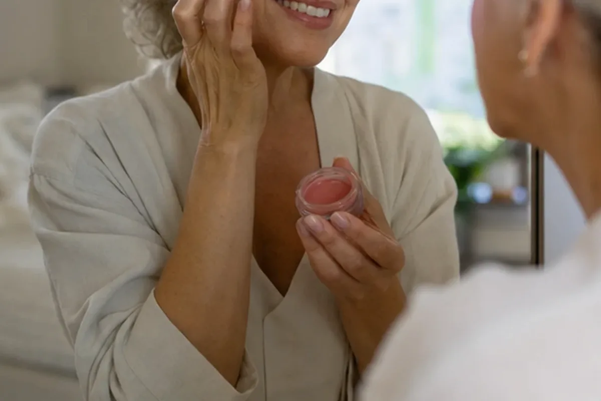 Redaktioneller Beauty-Moment zur Ausgangslage bei Augen