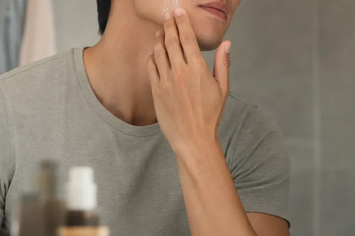 Redaktioneller Beauty-Moment zur Ausgangslage bei Männer-Shampoo für empfindliche Haut