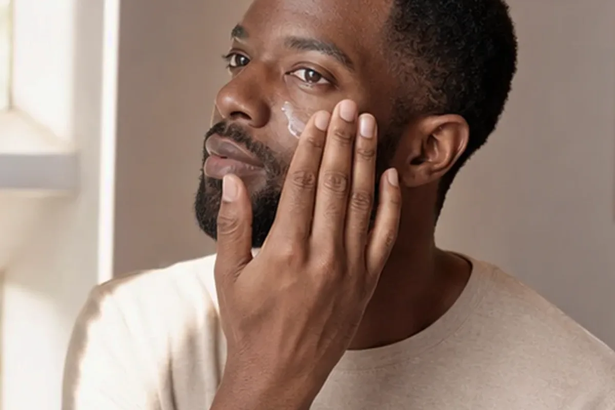 Redaktioneller Beauty-Moment zur Ausgangslage bei Chemisches Peeling für fettige Haut