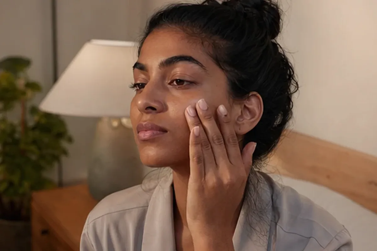 Authentische Beauty-Routine passend zum Thema Gesichtscreme für empfindliche Haut