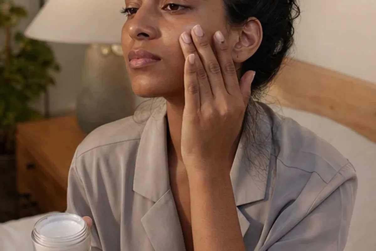 Redaktioneller Beauty-Moment zur Ausgangslage bei Sonnenschutz für unreine Haut