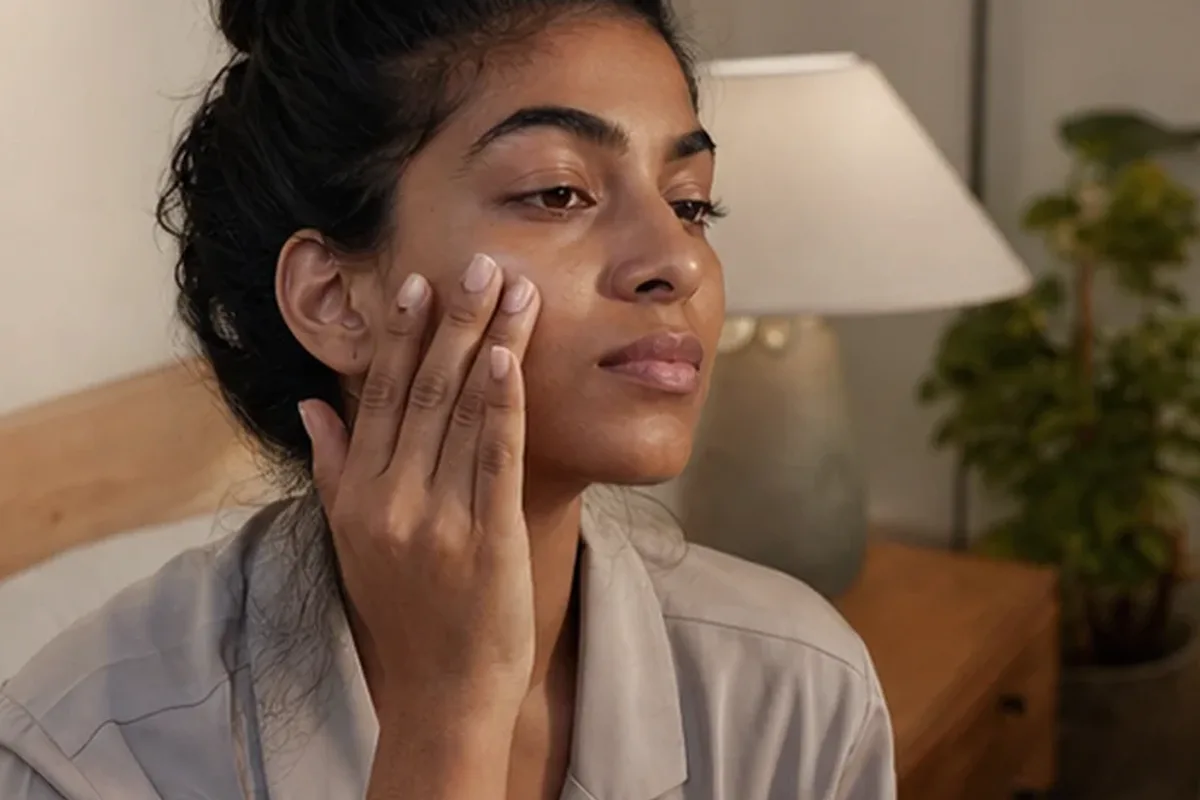 Hochwertige Beauty-Inszenierung zu Auswahlkriterien für Gesichtsreinigung für empfindliche Haut