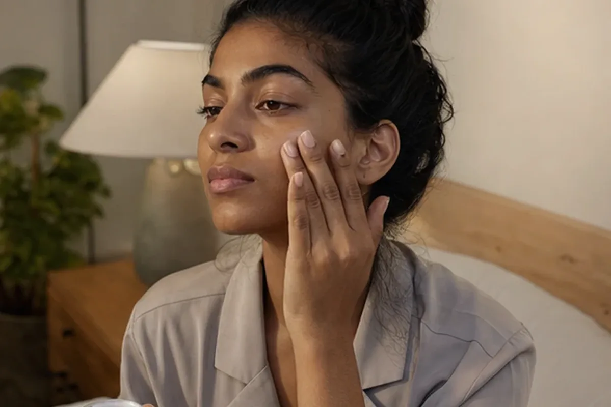 Authentische Beauty-Routine passend zum Thema Gesichtswasser bei Pigmentflecken