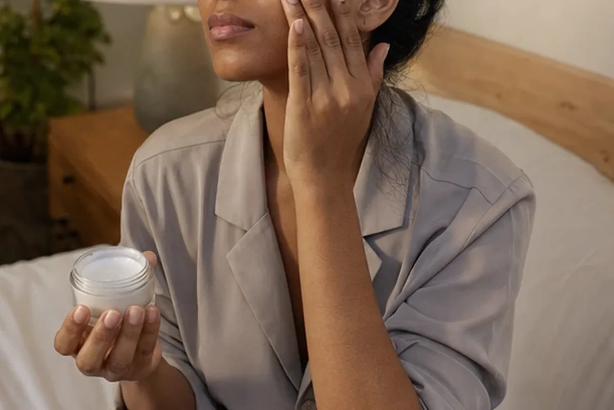 Authentische Beauty-Routine passend zum Thema Chemisches Peeling bei Pigmentflecken