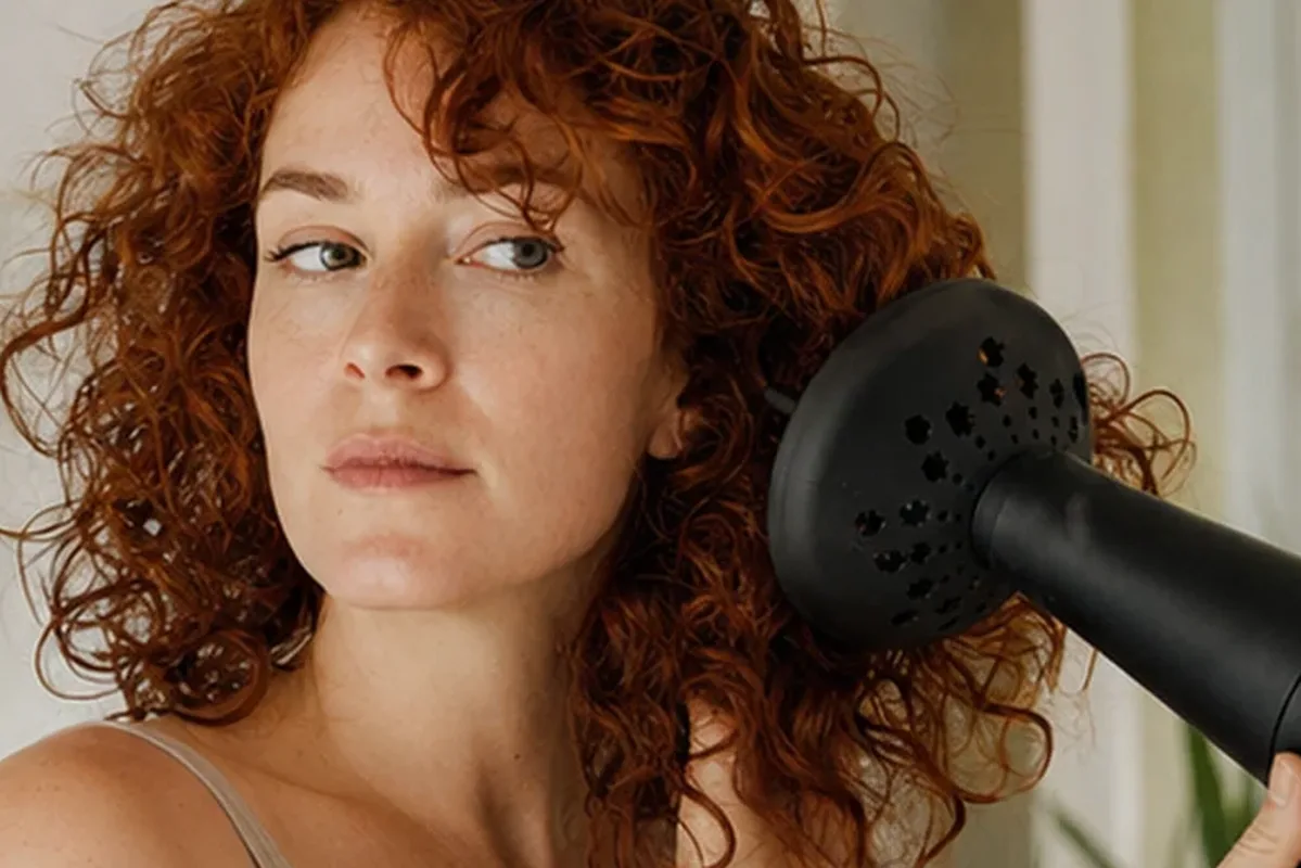 Redaktionelle Detailaufnahme zur Orientierung bei Conditioner bei Frizz