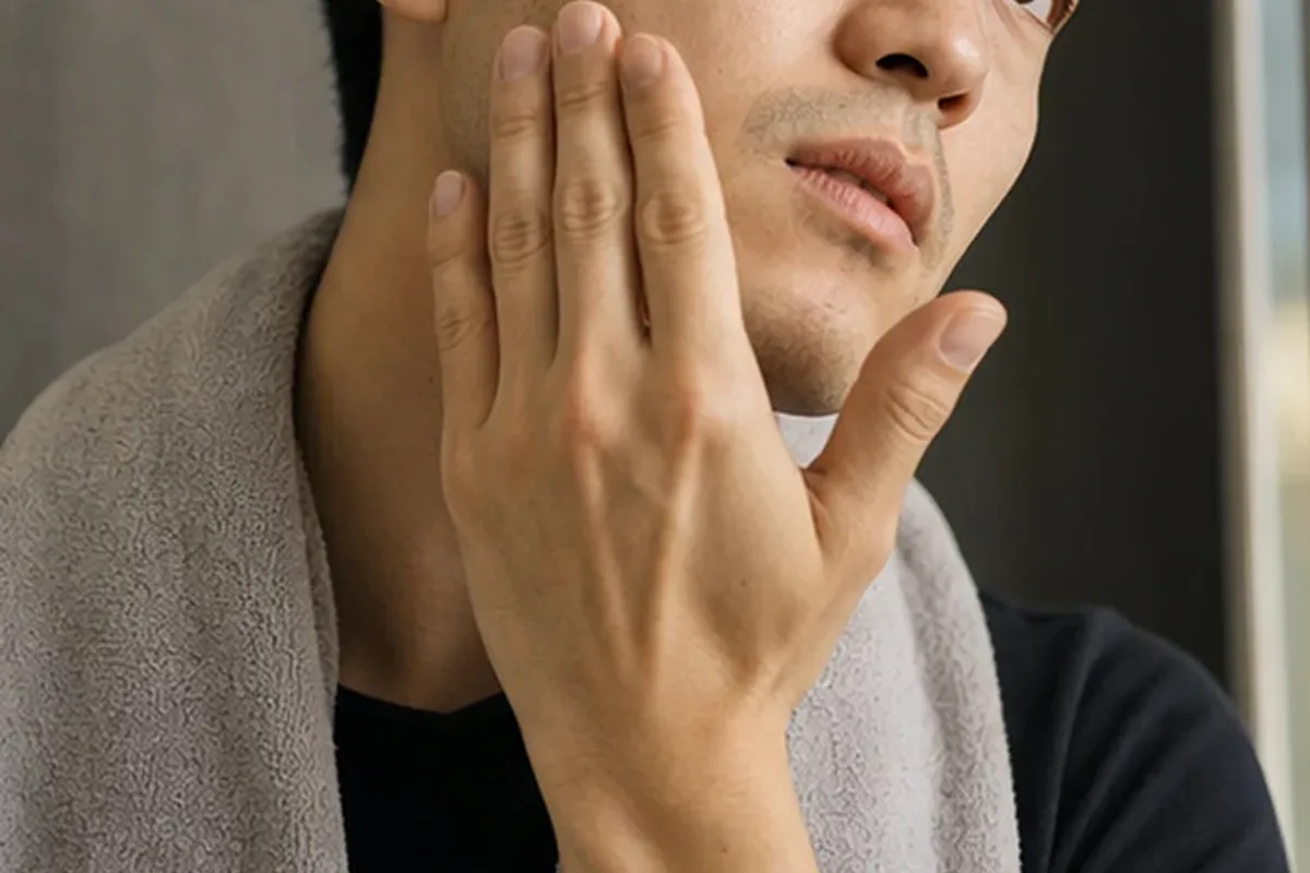 Authentische Beauty-Routine passend zum Thema Rasierschaum bei Rasurbrand