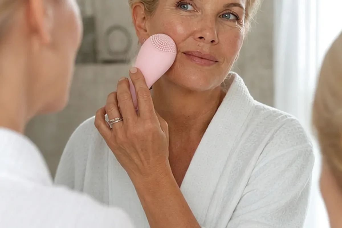 Authentische Beauty-Routine passend zum Thema Massagegerät bei kleinem Budget